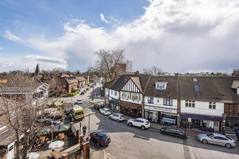 undefined, West Byfleet, Surrey, KT14