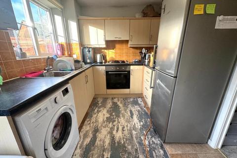 2 bedroom terraced house to rent, High Barns, Grange Park, Northampton NN4