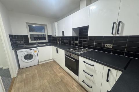 2 bedroom flat for sale, 2 Ward Close, South Croydon CR2