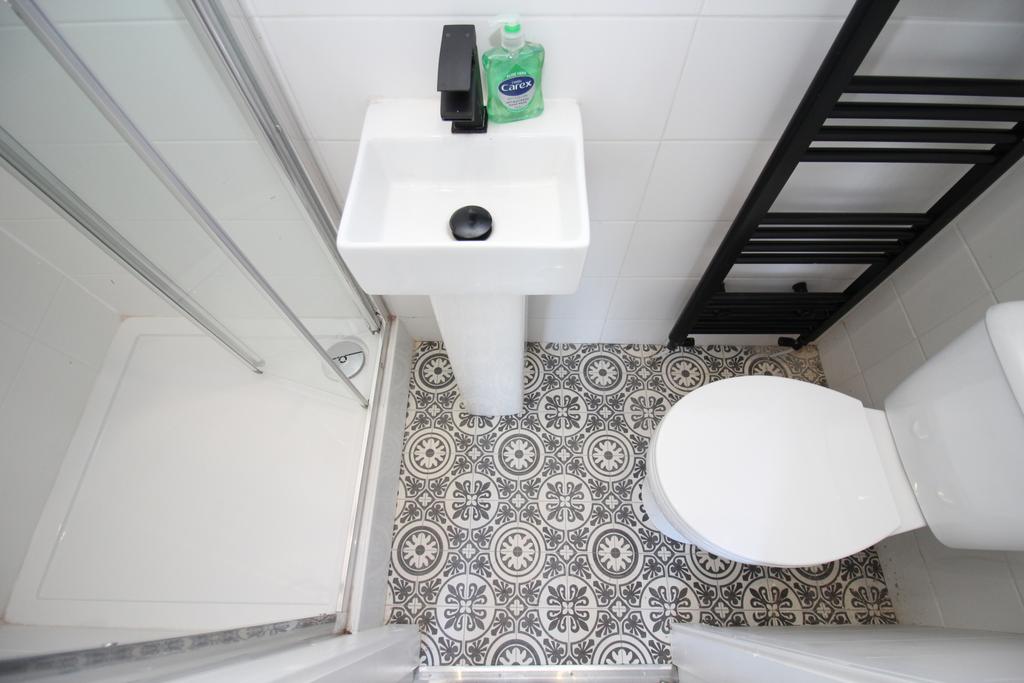 Ensuite