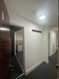 2 bedroom flat to rent, 37b Norfolk Road Ilford IG3 8LQ