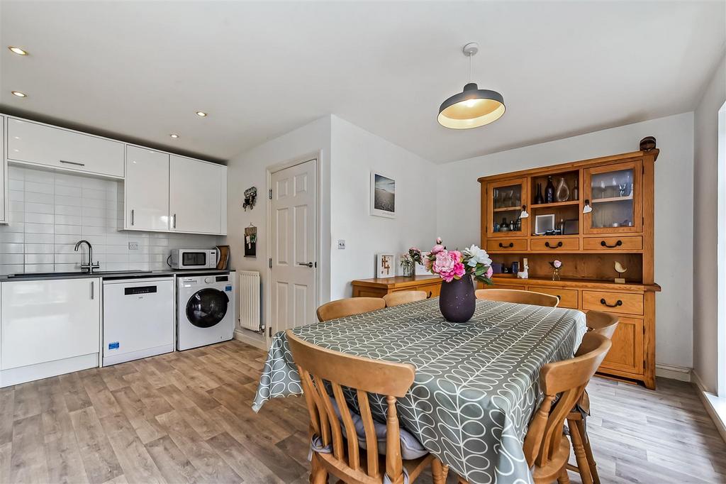 Sketch Ph20 6317761.jpg