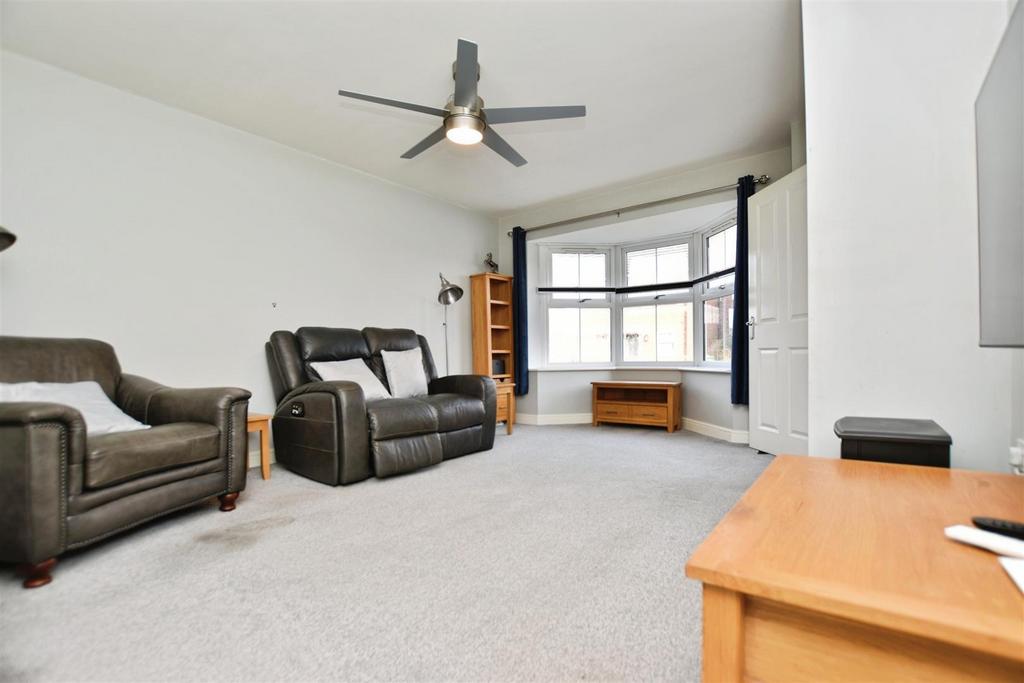 Lounge Feature