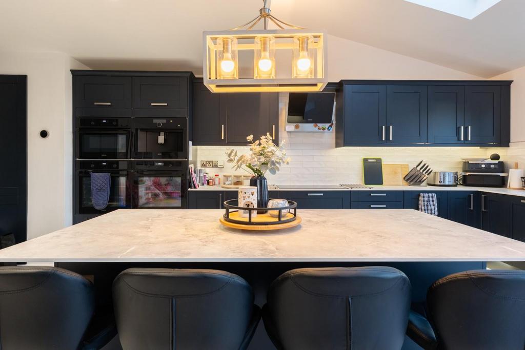 Kitchen-4.jpg
