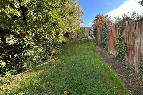 3 bedroom semi-detached house for sale, Mereside, Soham, CB7
