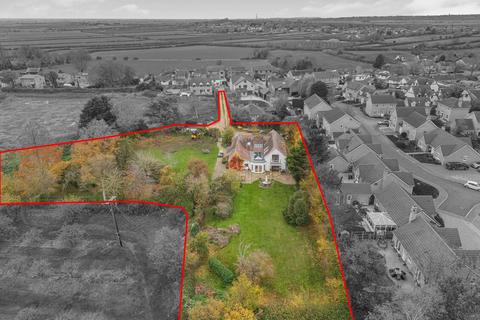 6 bedroom detached house for sale, Aldreth Road, Haddenham, CB6