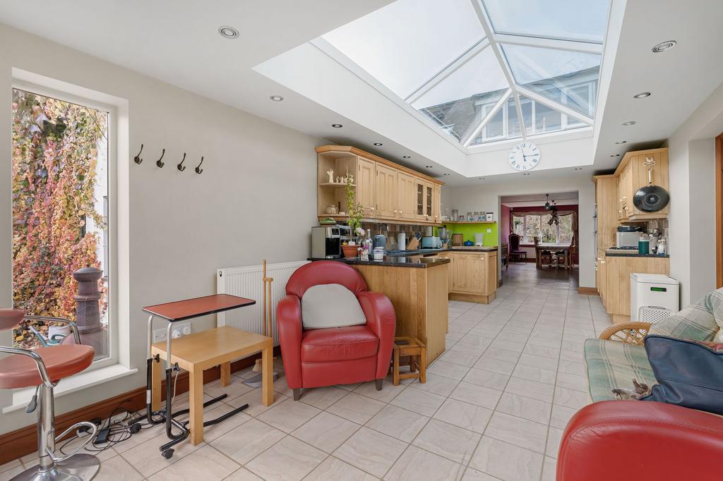 Kitchen/Sitting Room