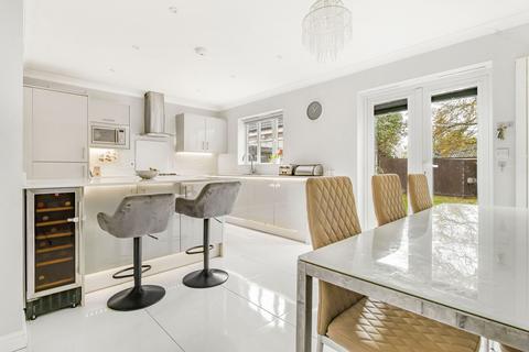 4 bedroom detached house for sale, Granary End, Witchford, CB6