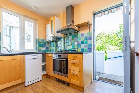 undefined, Woodside, Wimbledon, London, SW19