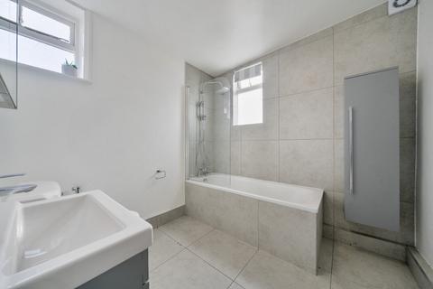 2 bedroom flat to rent, Replingham Road, Southfields, London, SW18
