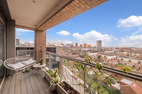 2 bedroom apartment for sale, Heritage Tower, 118 East Ferry Road, Canary Wharf, E14