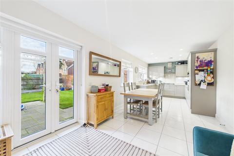 4 bedroom detached house for sale, Simonds Grove, Spencers Wood, Reading, Berkshire, RG7