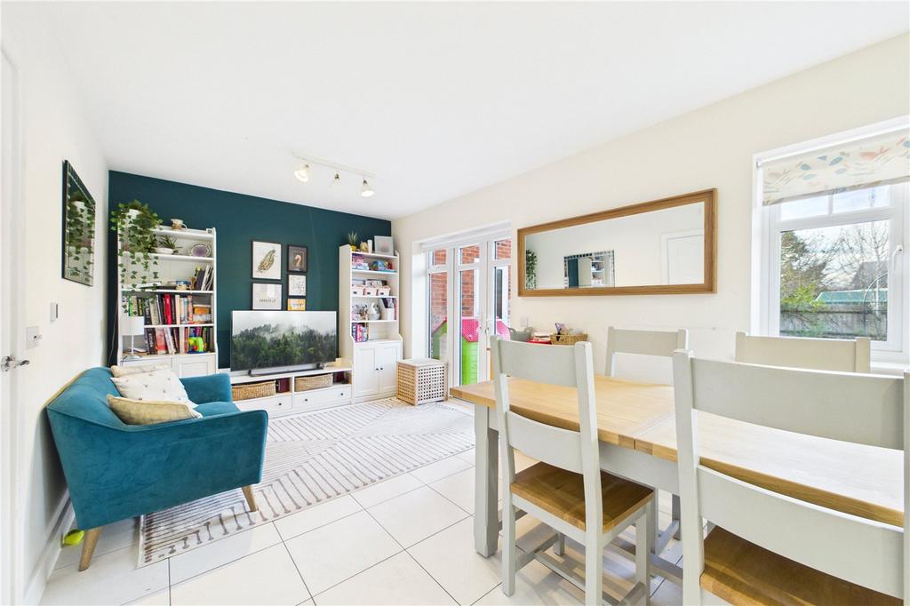 Kitchen/Dining