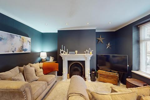 undefined, Gibb Street, Cowling