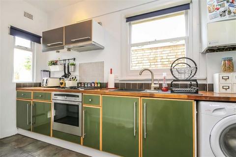 2 bedroom flat to rent, White Hart Lane, London SW13