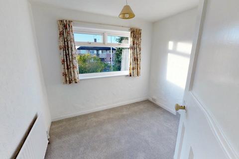 undefined, Fullwell Avenue, Ilford