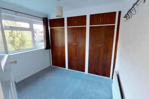 undefined, Fullwell Avenue, Ilford