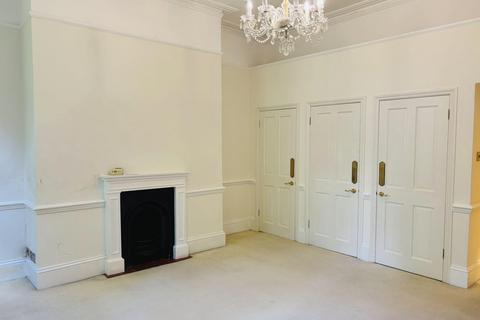 1 bedroom apartment to rent, Netherhall Gardens, Hampstead, NW3