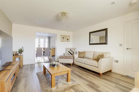 undefined, Fairburn Crescent, Nottingham NG12