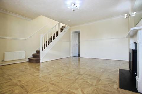 3 bedroom semi-detached house to rent, Linden Drive, Bristol BS32