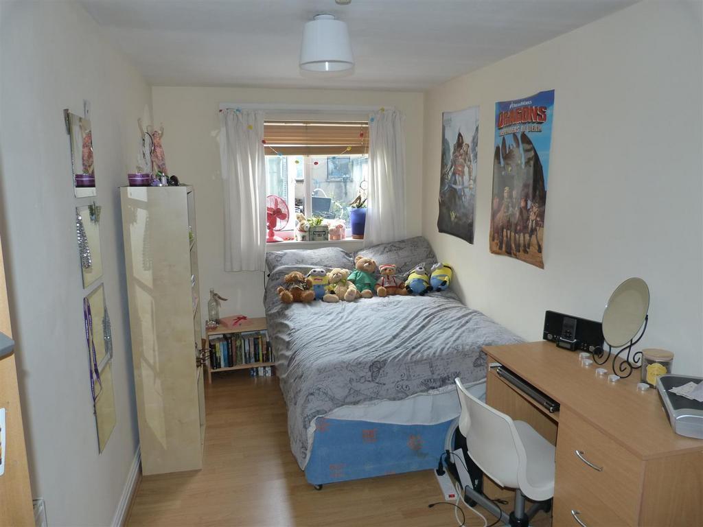 Flat 1 (3) 2.jpg