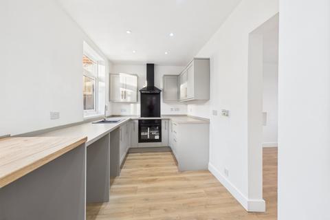 2 bedroom semi-detached house for sale, Woodside Gardens, Dunston, Gateshead, NE11
