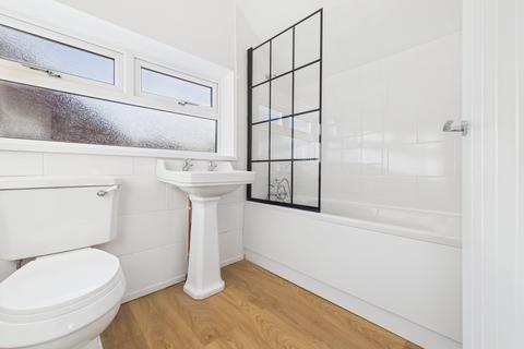 2 bedroom semi-detached house for sale, Woodside Gardens, Dunston, Gateshead, NE11