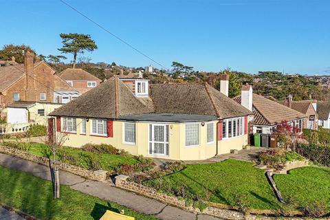 3 bedroom detached bungalow for sale, Oakwood Close, Hastings