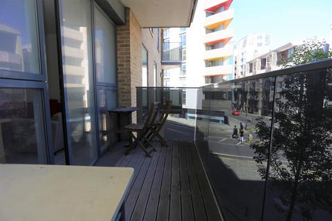2 bedroom flat to rent, Embankment House, Fleet Street, Brighton