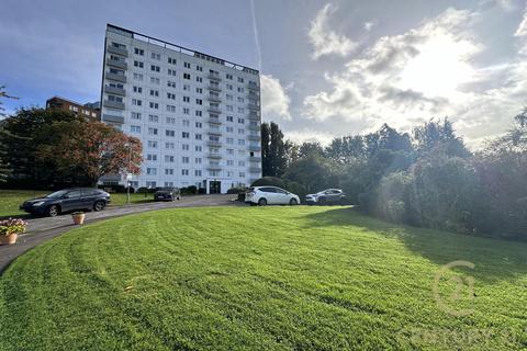 2 bedroom flat for sale, Eaton Drive, KINGSTON UPON THAMES KT2