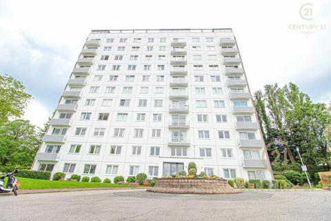 2 bedroom flat for sale, Eaton Drive, KINGSTON UPON THAMES KT2