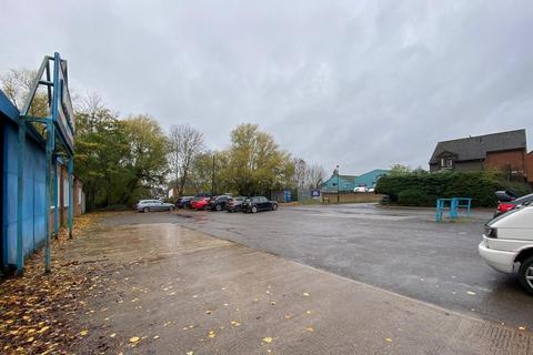 Warehouse to rent, Bredon Rd Tewkesbury GL20 5DA