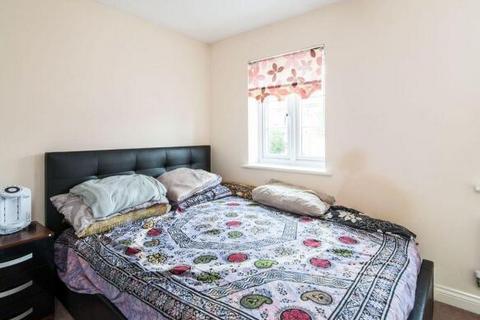 undefined, Sinclair Drive,  Basingstoke,  RG21