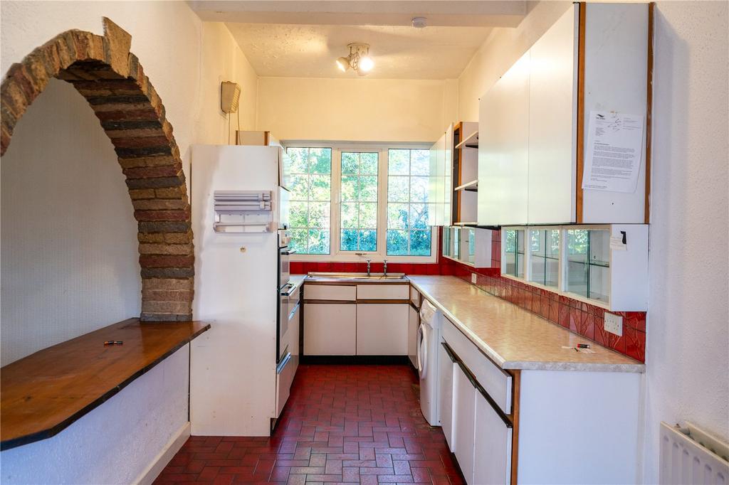 Kitchen (2)
