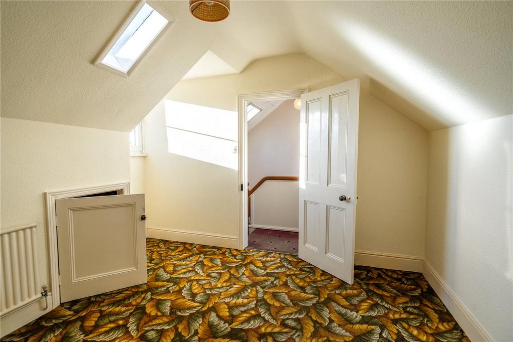 Bedroom 2 (2)