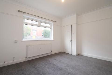 undefined, Thornleigh Mount, Leeds, West Yorkshire, LS9