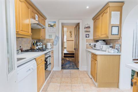 4 bedroom semi-detached house for sale, New Town, Crawley RH10