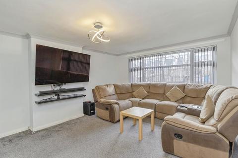 4 bedroom detached house for sale, Thomson Close, Leicester LE4