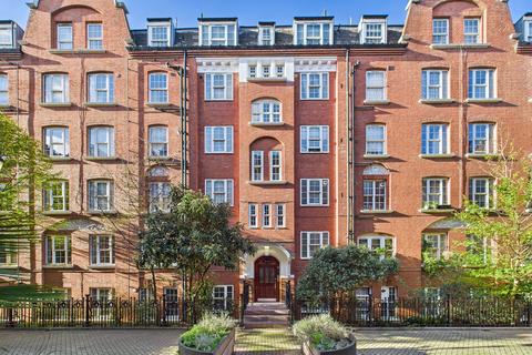 Studio for sale, Probyn House, Page Street, Westminster, London, SW1P