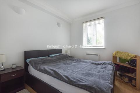 1 bedroom flat to rent, Graham Avenue, Mitcham, London, CR4