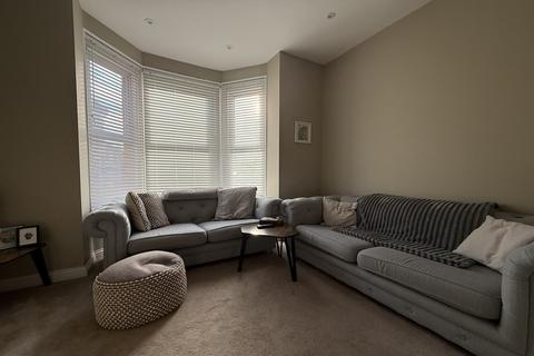 4 bedroom semi-detached house for sale, Southampton