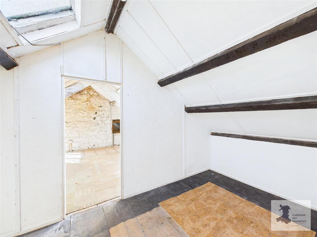 Attic landing