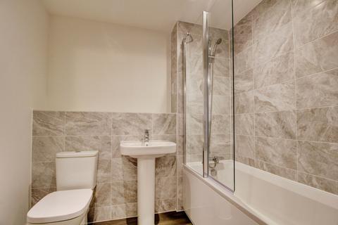 2 bedroom flat to rent, Clover Way, Bristol BS34