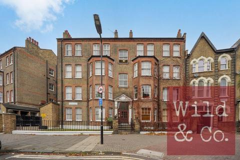 2 bedroom flat for sale, Cavendish Mansions, Clapton Square,