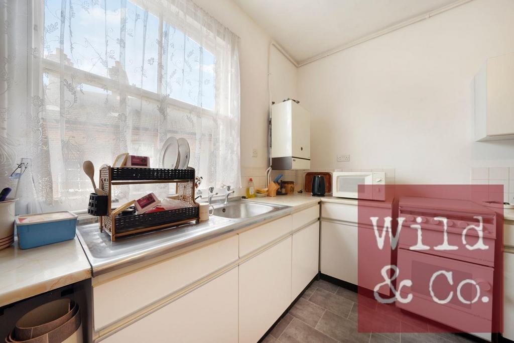 Cavendish Mansions - LVLQUs1q OTVLGQShq Gb M.jpg