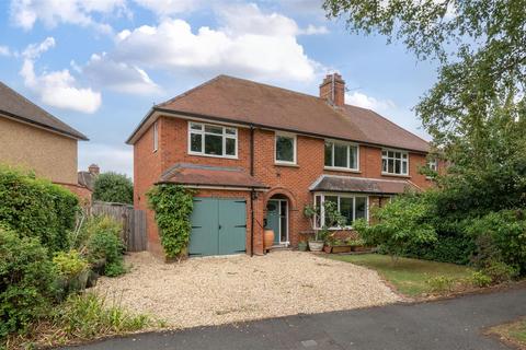 undefined, Clarendon Avenue, Trowbridge BA14