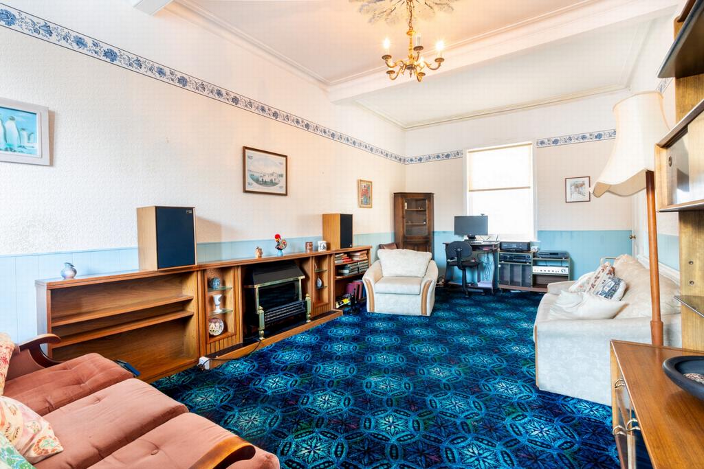 Sitting room