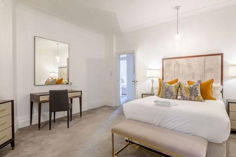 2 bedroom flat to rent, Regents Park