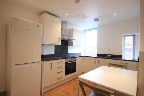 undefined, London Court, Reading RG1