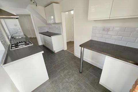 3 bedroom semi-detached house to rent, Dorlonco Villas, Meadowfield, Durham